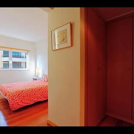 Comfortable & Contemporary - Expo ליסבון