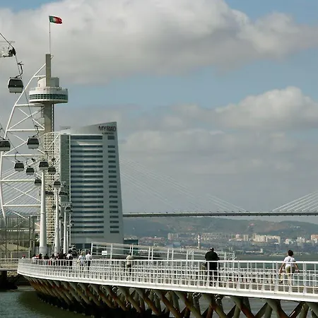 Comfortable & Contemporary - Expo